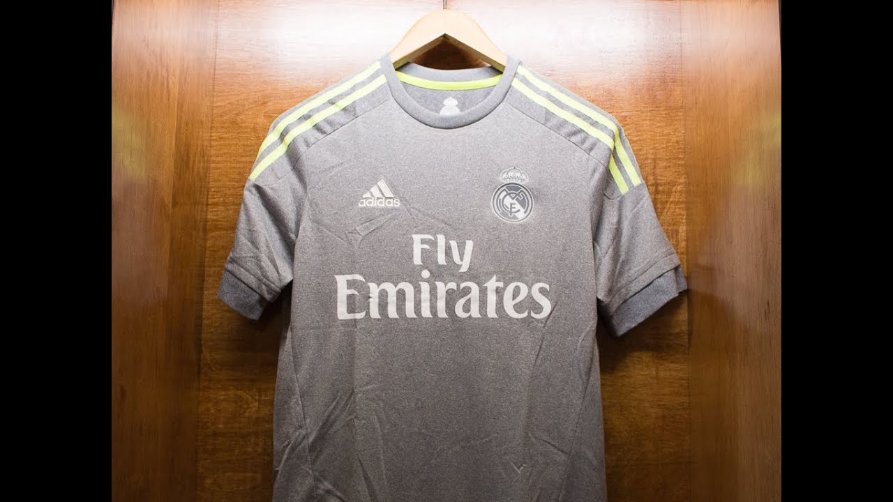 Real Madrid 2015/16 Away Jersey Review