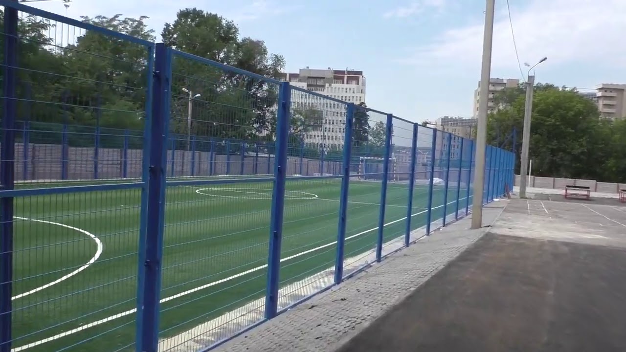 Новое поле 105-й школы
