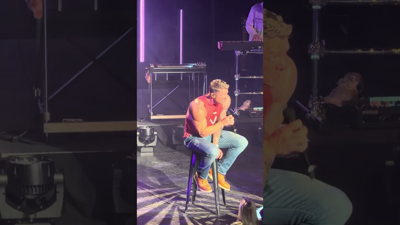 Brett Young- Mercy LIVE Chicago 2026