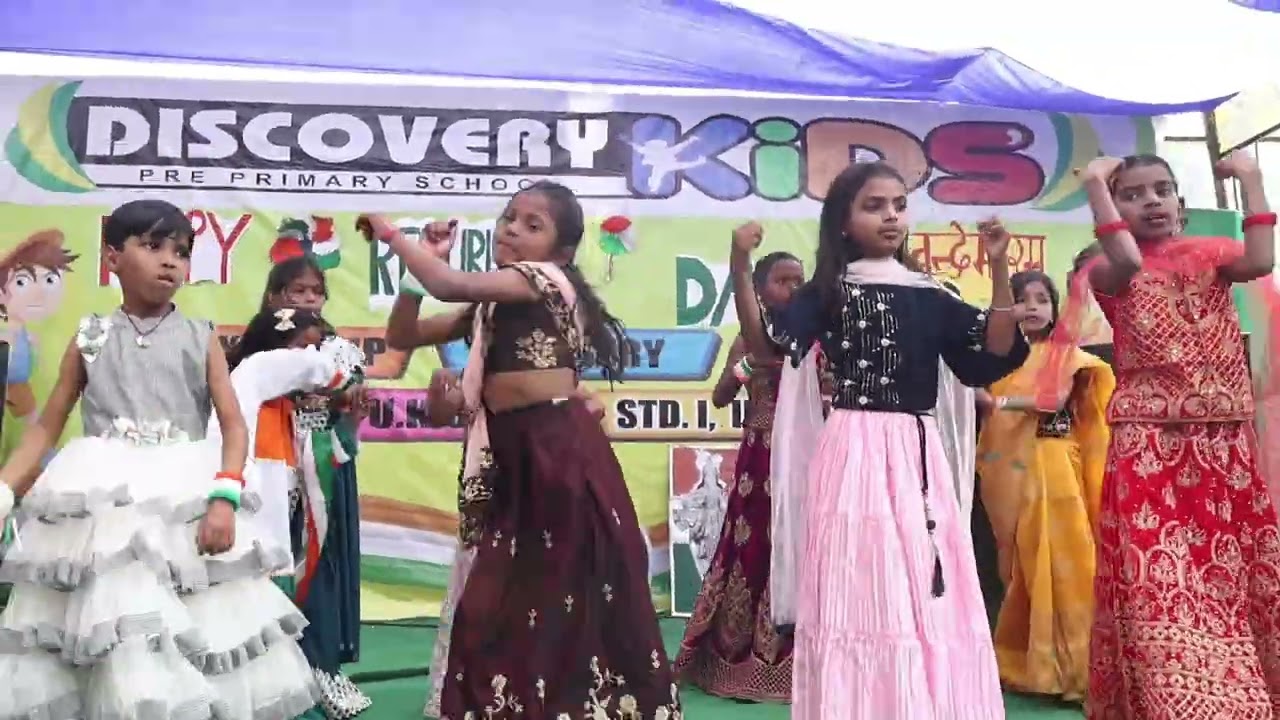 Bole chudiyan bole Kangna|Dance performance| Group Dance (Discovery Kids)