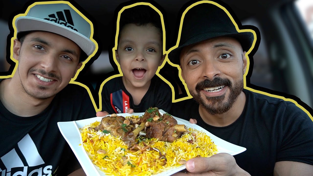 تحدي خنفشاري || فاجأنا  آمهاتنا و أخذنا من طبخهم وأكلنا بالسيارة