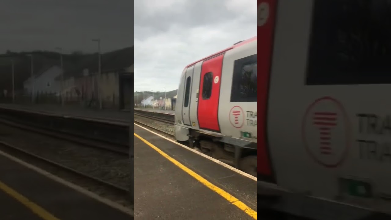 175001 passes Ferryside #TFW #Class175 #Coradia #Ferryside