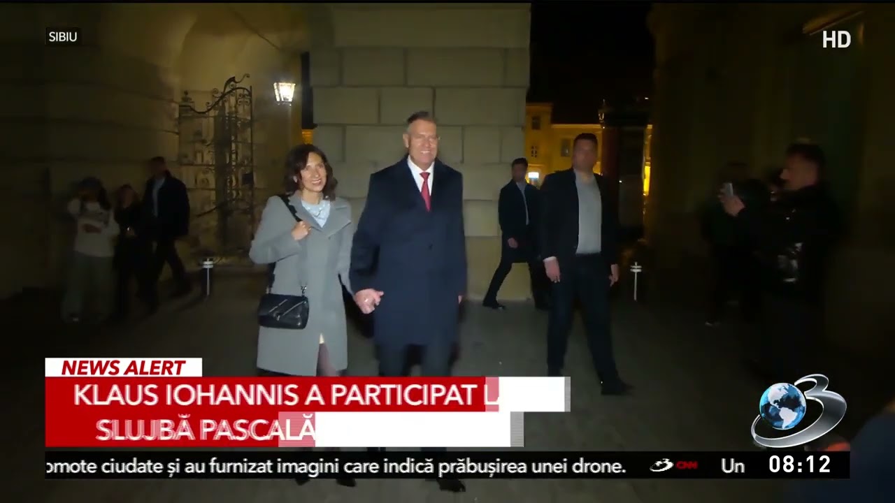 Președintele Klaus Iohannis și soția sa, la Liturghia de Paști de la Sibiu