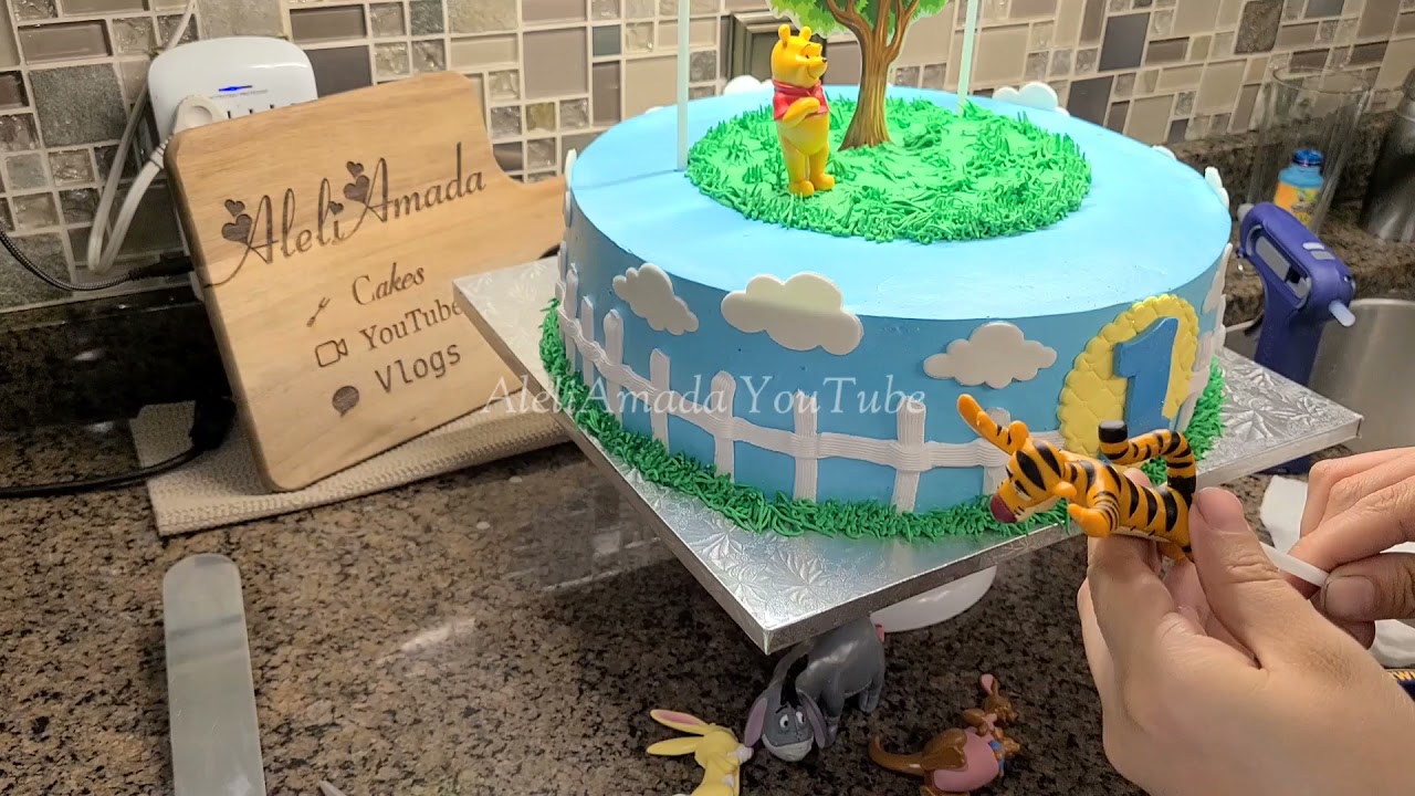 Decoración de pastel temática WINNIE POOH | Winnie Pooh CAKE.