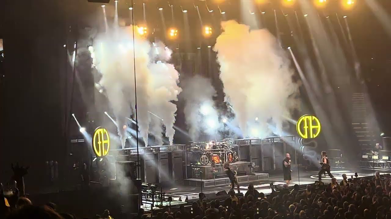 Pantera - This Love - Bridgestone Arena - Nashville, TN - 02/09/24