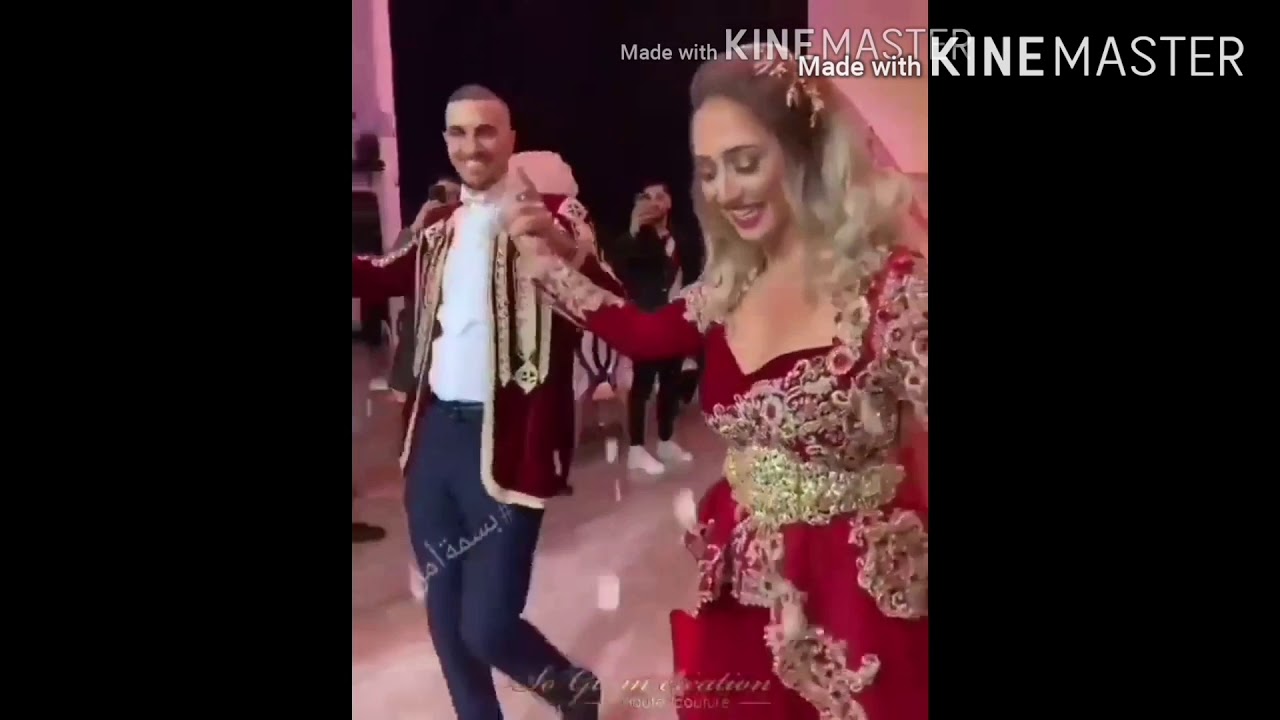 جمال العروس الجزائريه 👰⁦🇩🇿⁩اجمل رقص العروس الجزائريه 😏👈👰😘لا يفوتك 👌