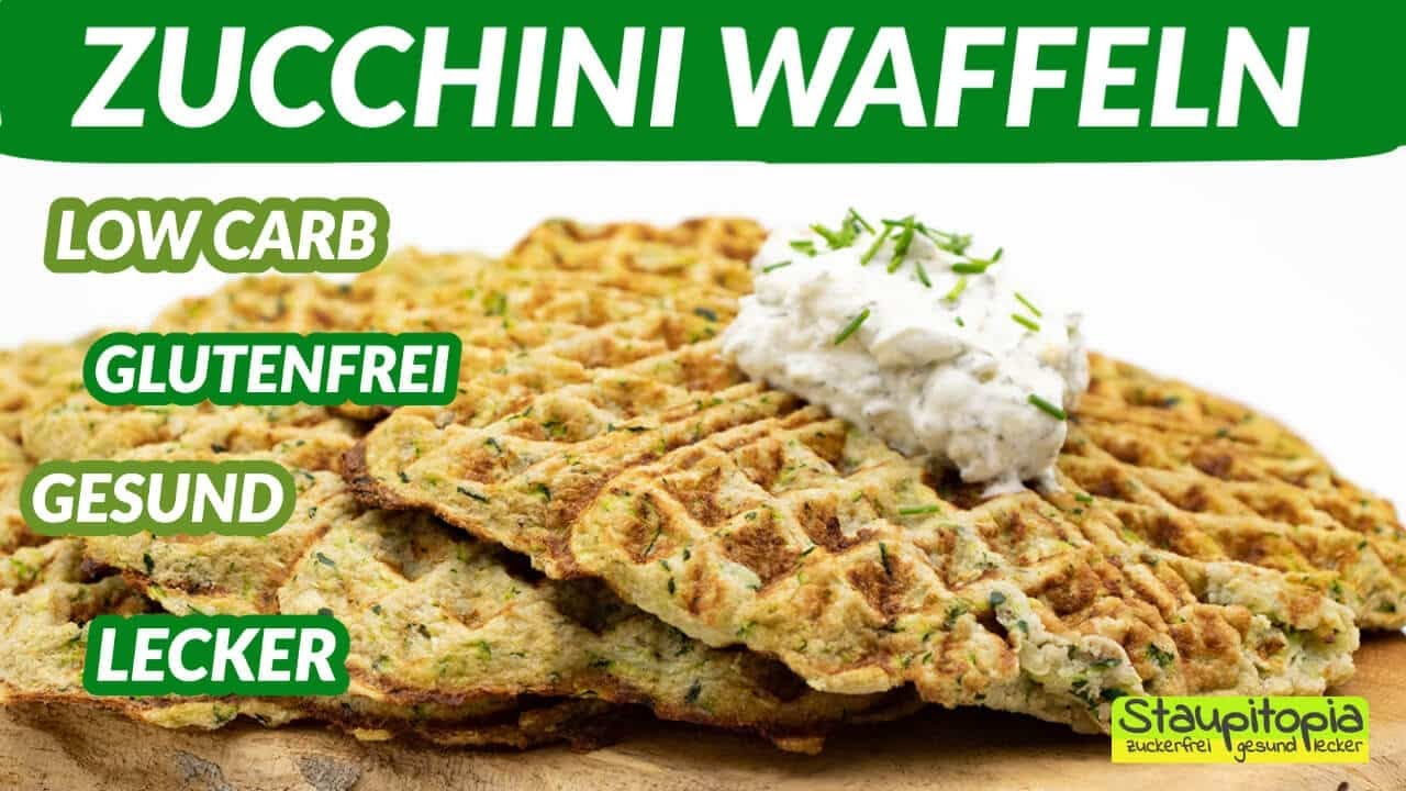 Herzhafte Zucchini Waffeln ohne Mehl I Ein einfaches und gesundes Low Carb Abendessen Rezept