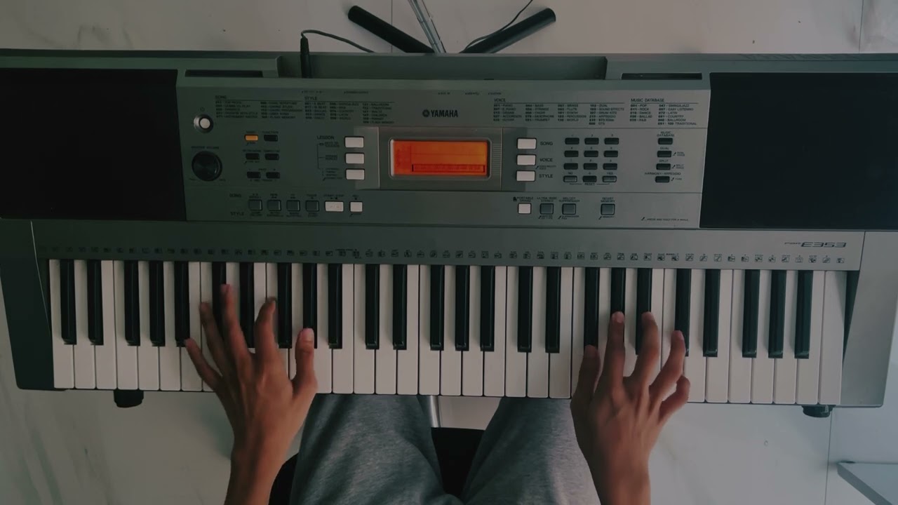 Golden Brown X Love Story [Keyboard Cover] 