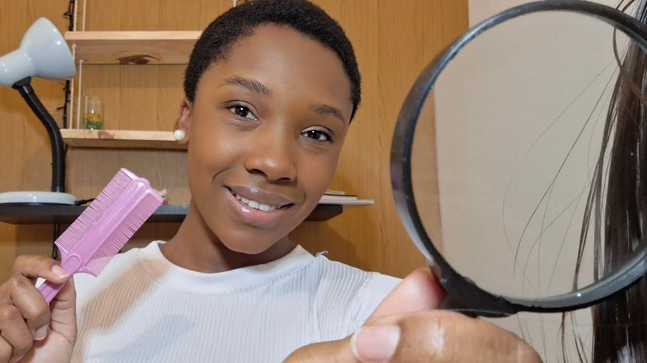 ASMR POV/AQUELA MÃE TIRA PIOLHO DA SUA FILHA PARA DORMIR (voz suave, relaxante caseirinho) 😴🌙❤️