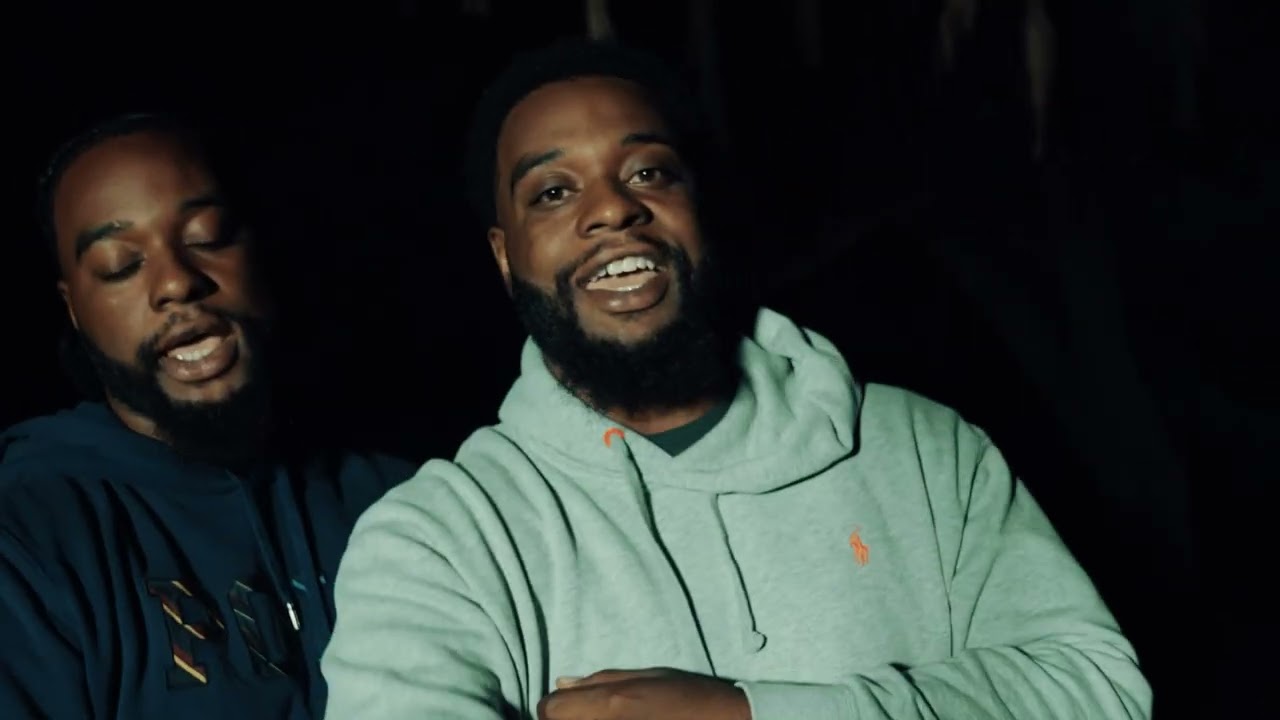 700 Twinz    No Referees  ( Baby Mannish ) (Jusinister)