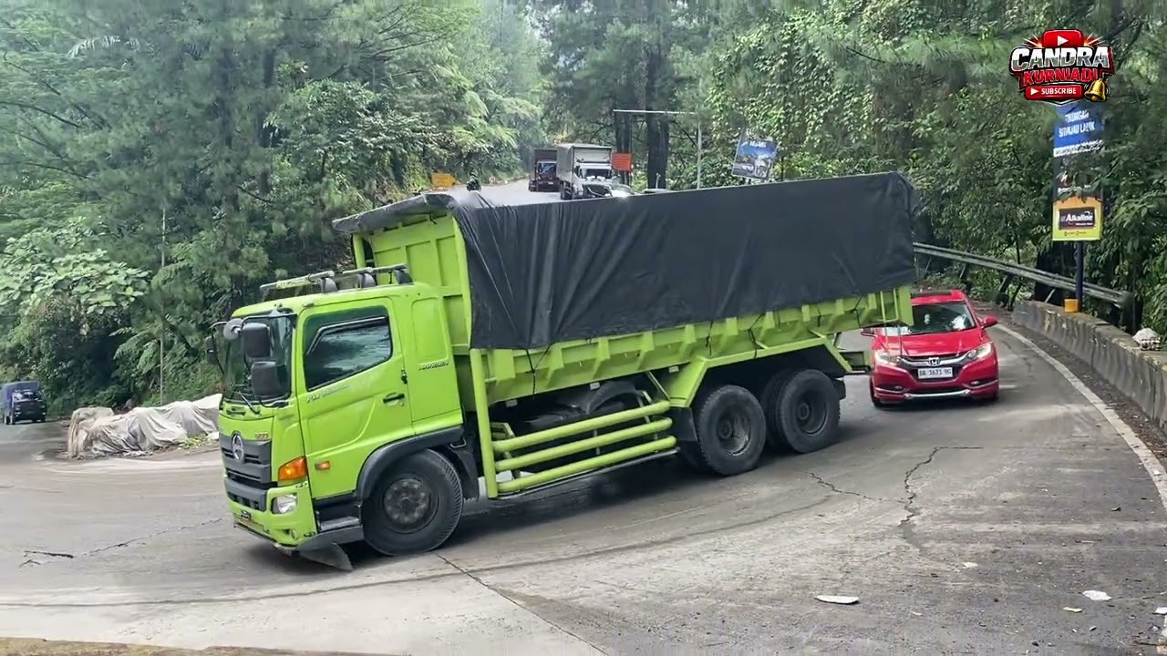 LIVE SITINJAU LAUIK TERKINI KONDISI ARUS LALU LINTAS PADAT 