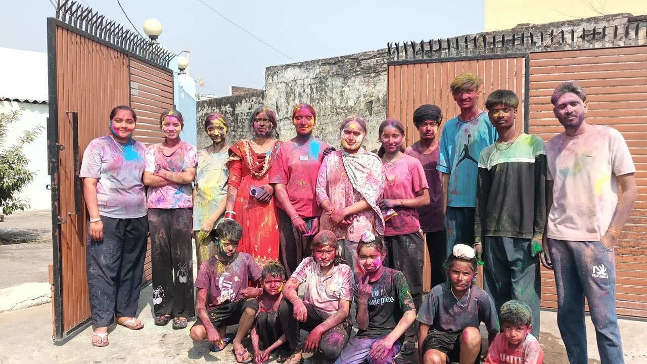 Sab ko bana diya bhoot 😁😅#viral #vlog #trending #holi 