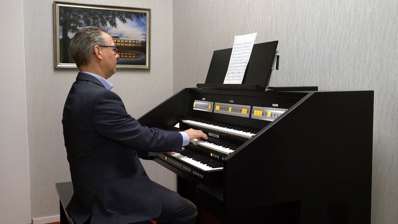 A Closer Look at Johannus – Opus 355