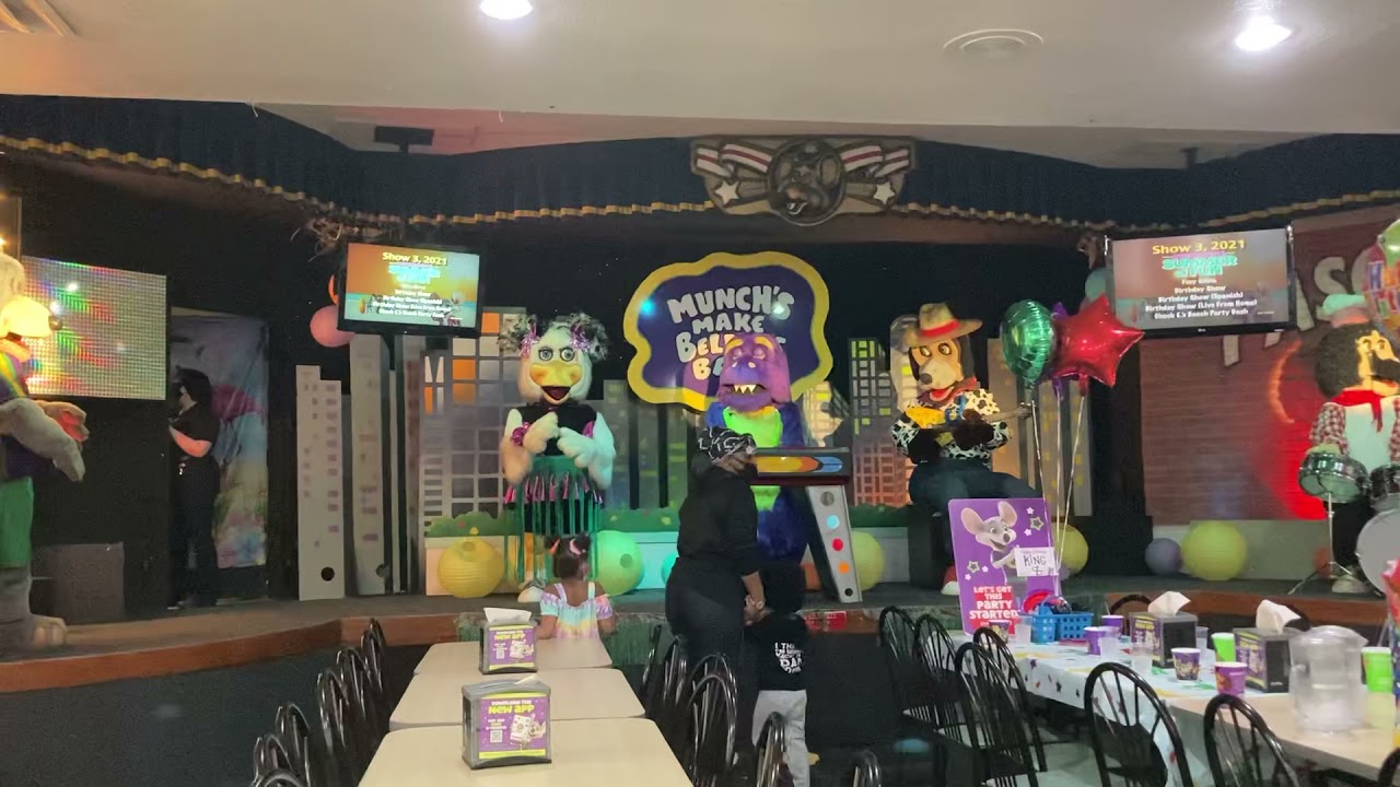 Chuck E. Cheese Lynnwood, WA stage interruption