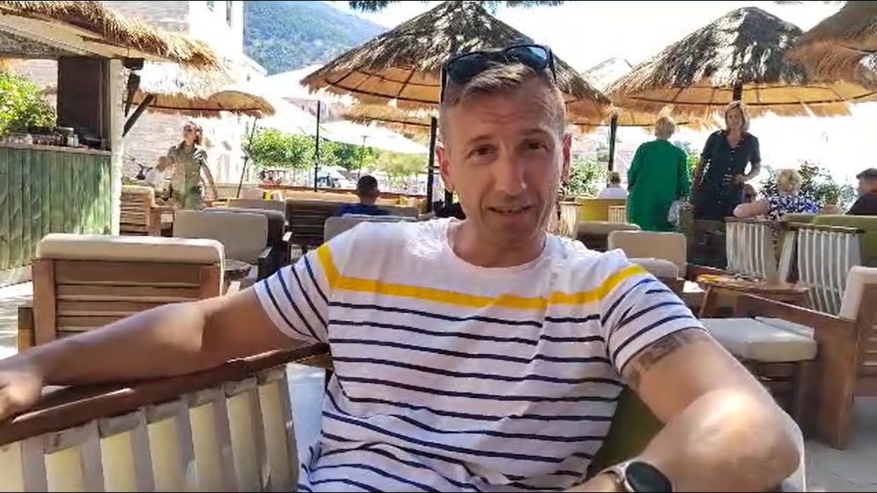 REFERENCE | Varadero Beach Bar in Bol on Brac