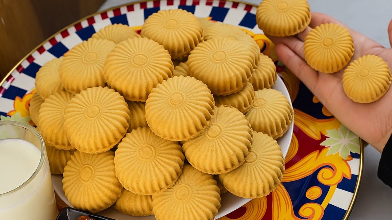 بسكوت تمر بدون بيض‼️ هش وخفيف ولذيذ بمقادير مضبوطة سهل وسريع وطعم 👌👍 Date Biscuits