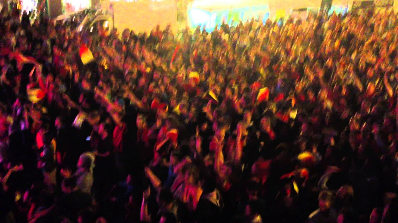 Apéros Stockel Place Dumon Ecosse Belgique Waar is da feestje?