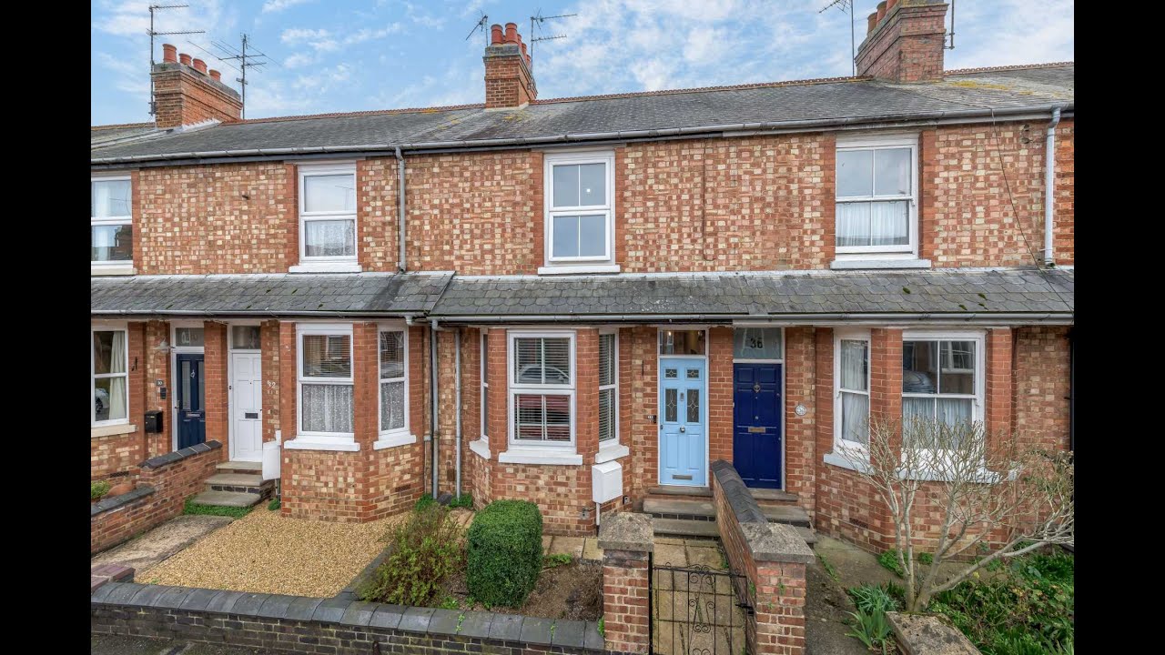 Clarence Road, Stony Stratford - Three Bedroom Victorian Terraced House