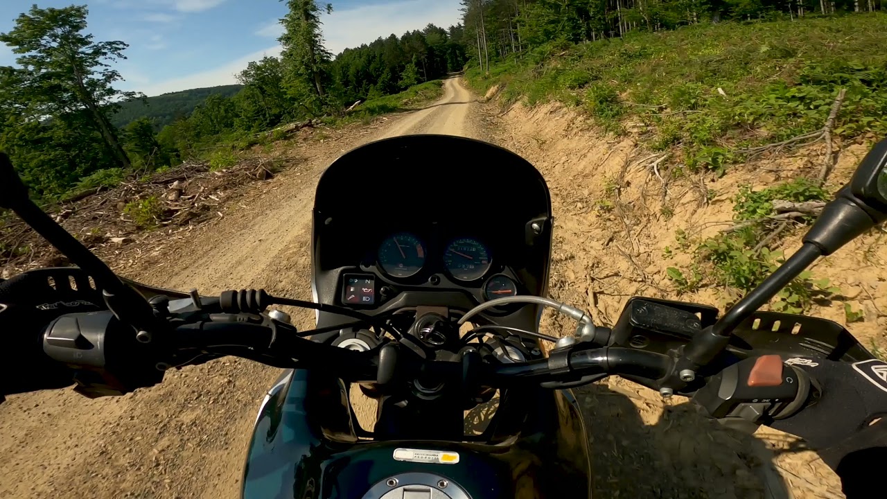 Aprilia Pegaso 650 Off road fun (Pure Sound) Gravel