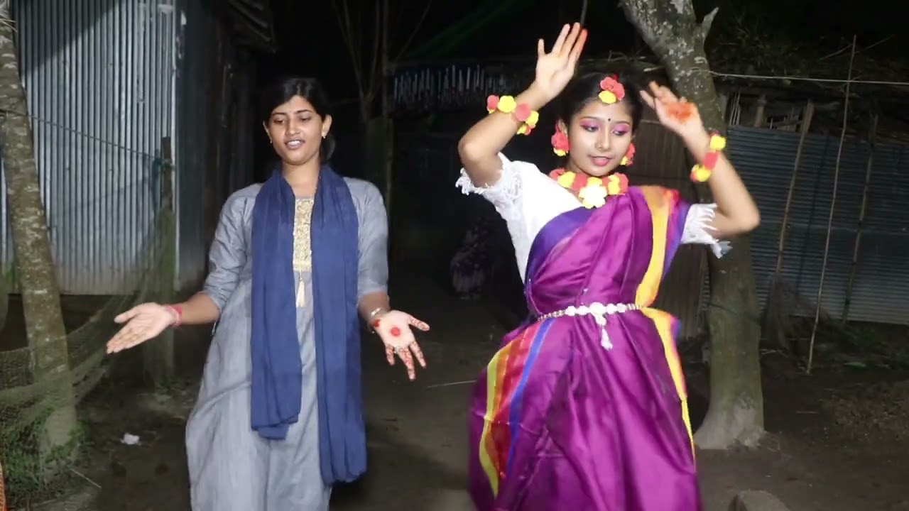 গ্রামের বিয়ে বাড়ির অস্থির নাচ 