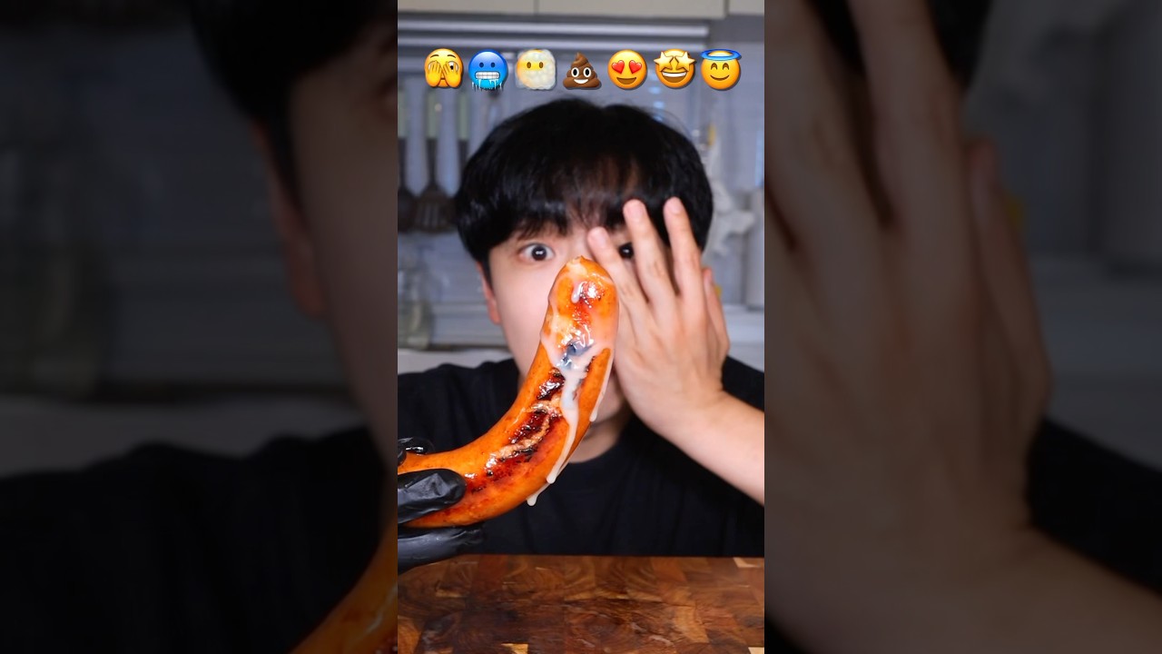Emoji kielbasa sausage😍 