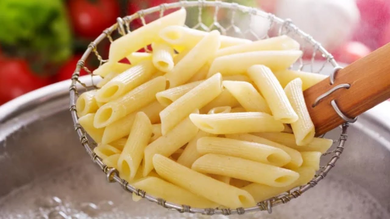 Why You Should Absolutely Never Mix Olive Oil & Pasta Water