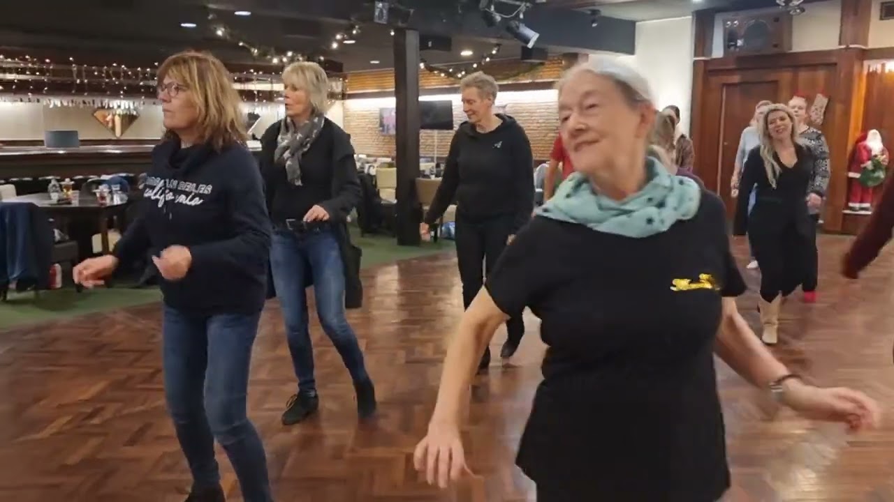SOUTHERN SOUL BOUNCE Line Dance Demo - Choreo by “The King & I” (Roy Verdonk & Ira Weisburd)Ms. Jody