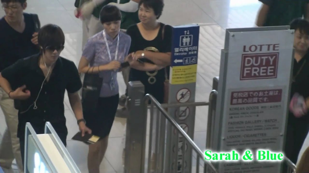 KimHyunJoong  fancam - collection of fancam@airport for year 2010
