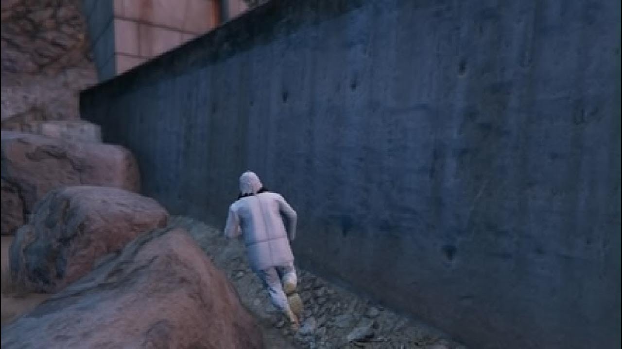 Eagle man finaly escapes zombie outbreak 🔥