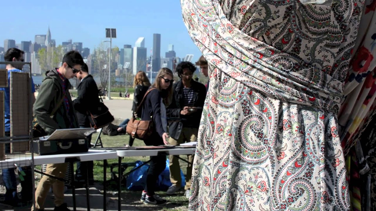 Sunday Afternoon in Williamsburg, Brooklyn 2013 - New York Shortfilm Series 001