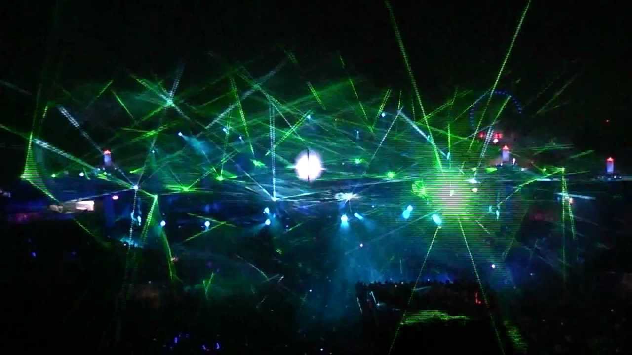 Skrillex - Summit Tomorrowland 2012 Laser show