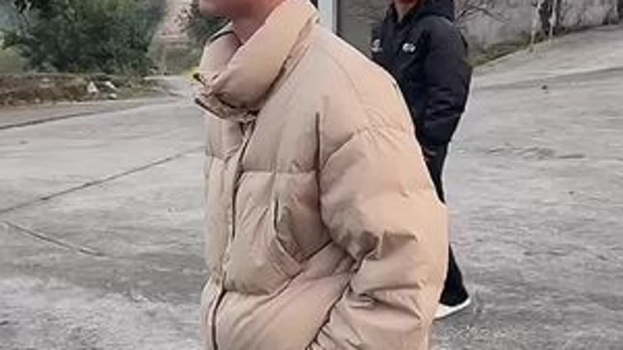 小唐老是骗人，老挝亲戚都不相信了 #小唐的媳妇阿珍