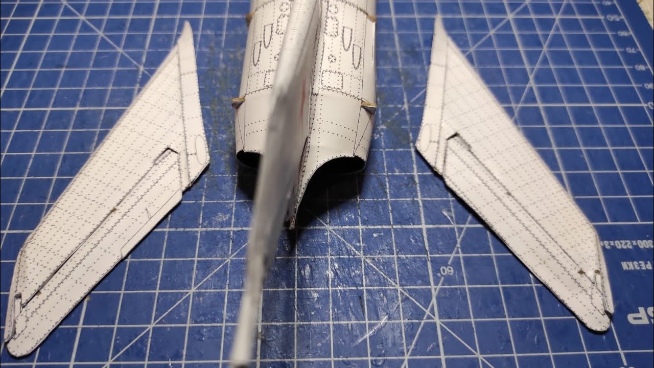 Как сделать модель самолёта/Миг-19 из бумаги и картона/часть 12.