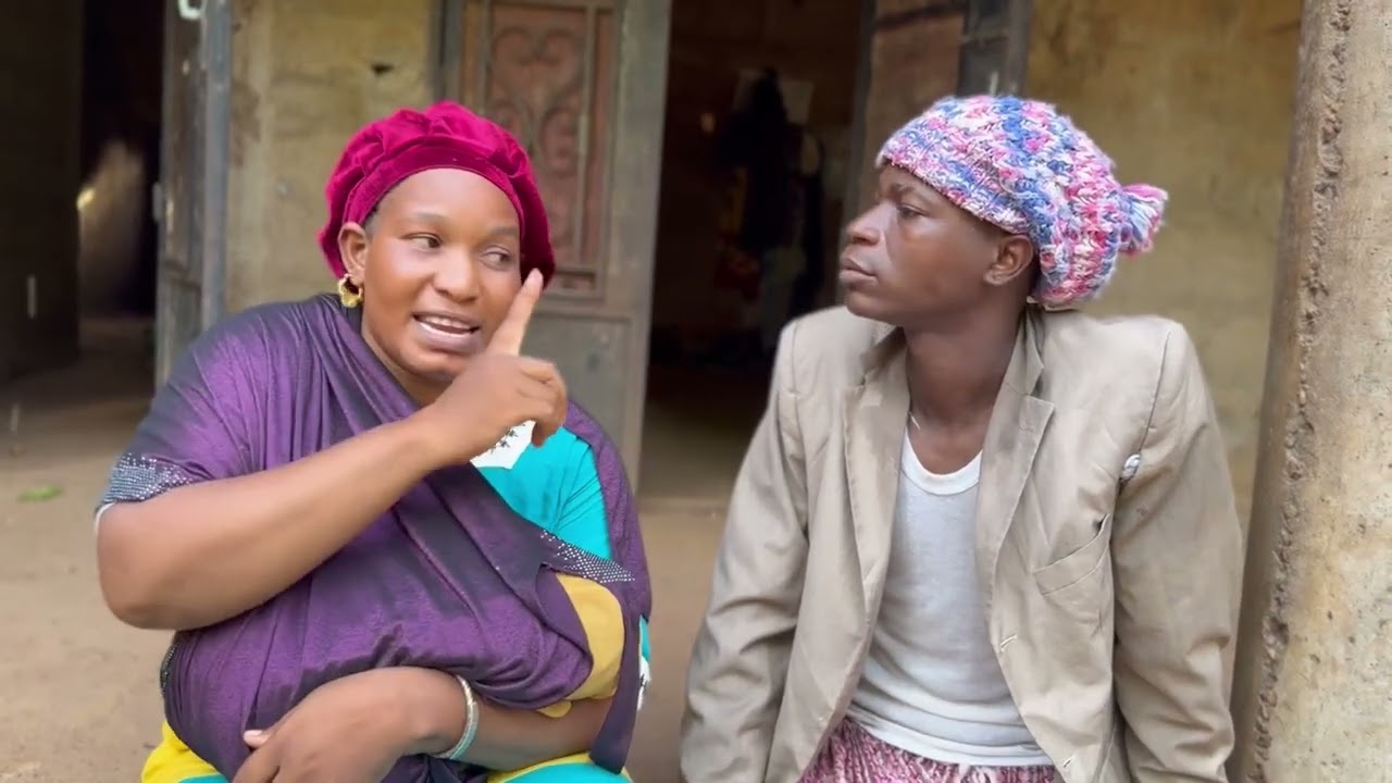 Familles bizarres,Gana et sa femme Fanta ,francs,et Djedje