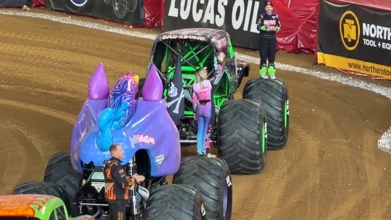 Monster Jam Miami, FL 2026 | Highlights - Intros & Racing (Show 2)