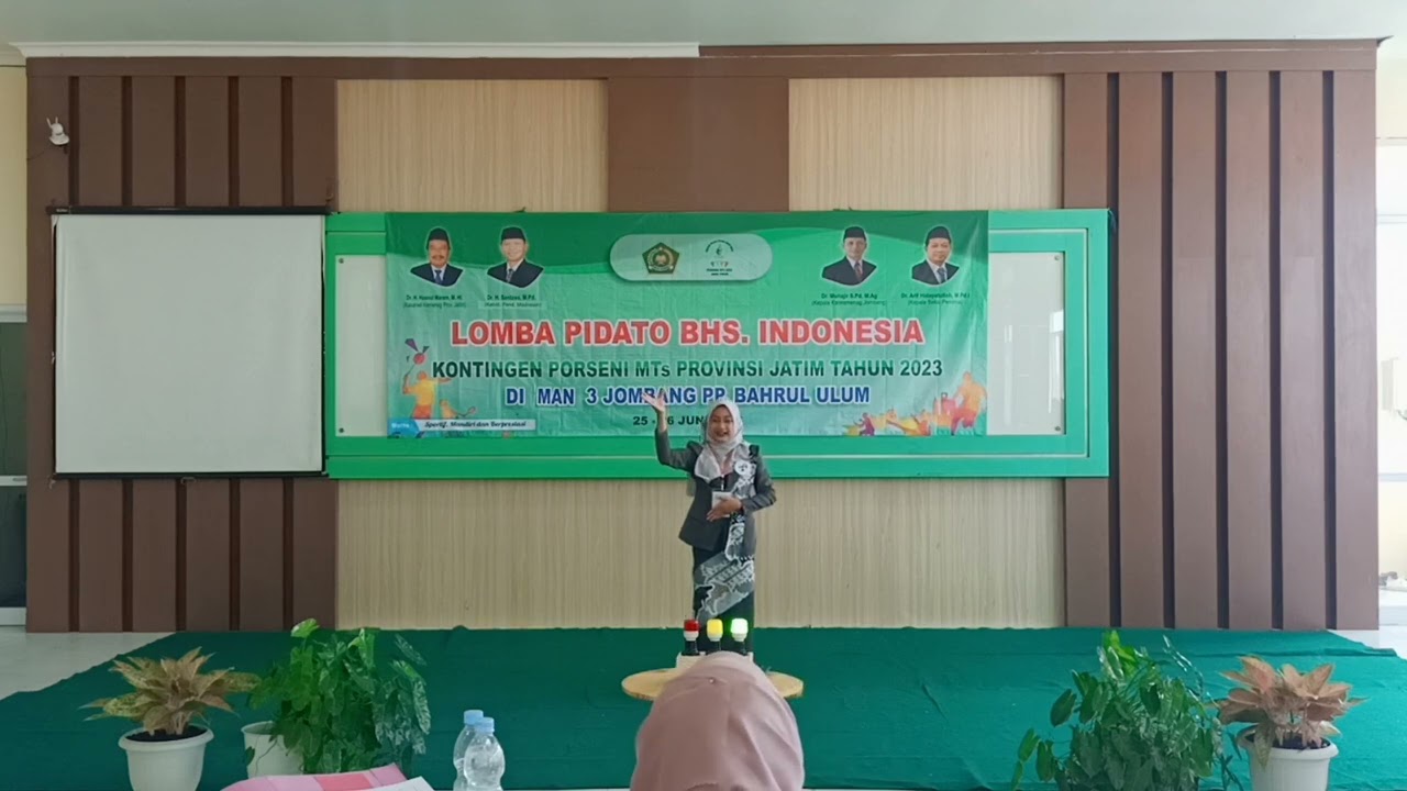 Juara 1 Pidato Bahasa Indonesia Pi PORSENI MTS SE JATIM 2023 (Pemanfaatan Media Sosial)