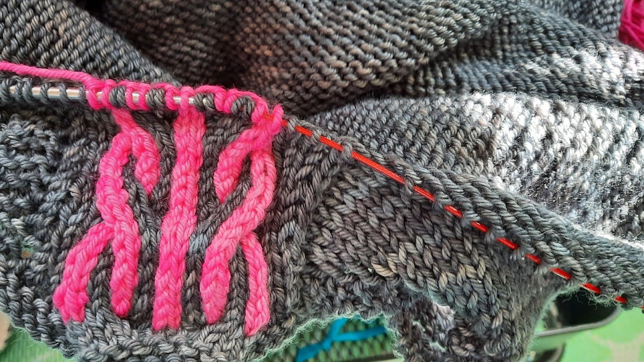 The Woolly Knitter Breipodcast 33. wollige verjaardagcadeaus, borduren, mijn sjaal met kabelrand