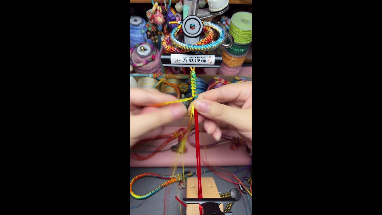 Satisfying Hand Knot Tying | Calm & Quiet Craft Live 2026-02-27 23:04:08
