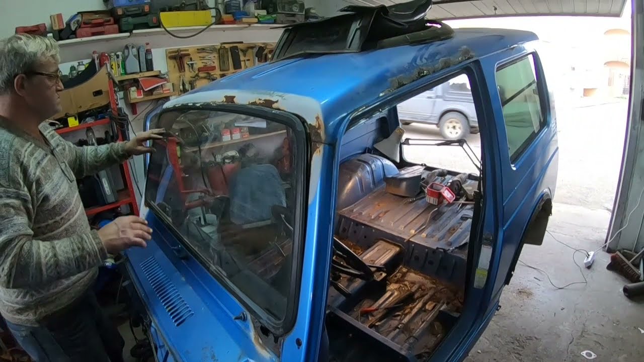RESTAURO 10 SUZUKI SAMURAI SJ410/SJ413