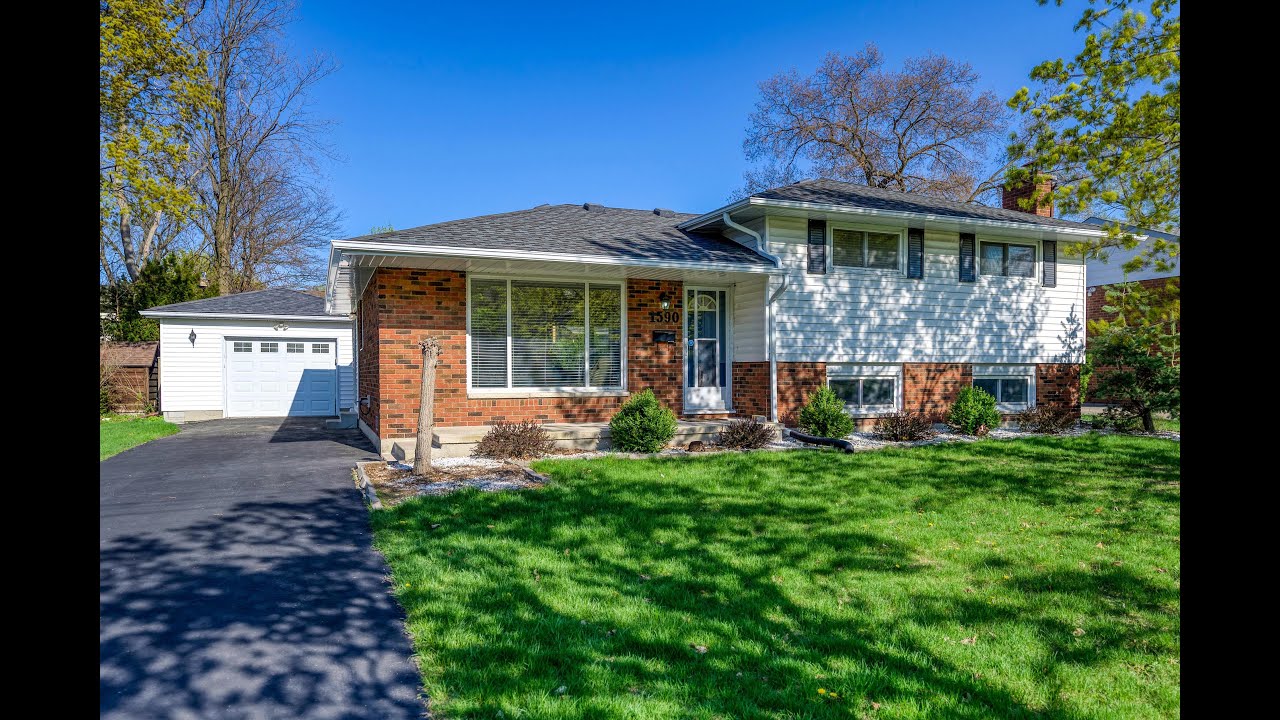 Sarnia Real Estate   1590 McGee Street   Andrew Howell