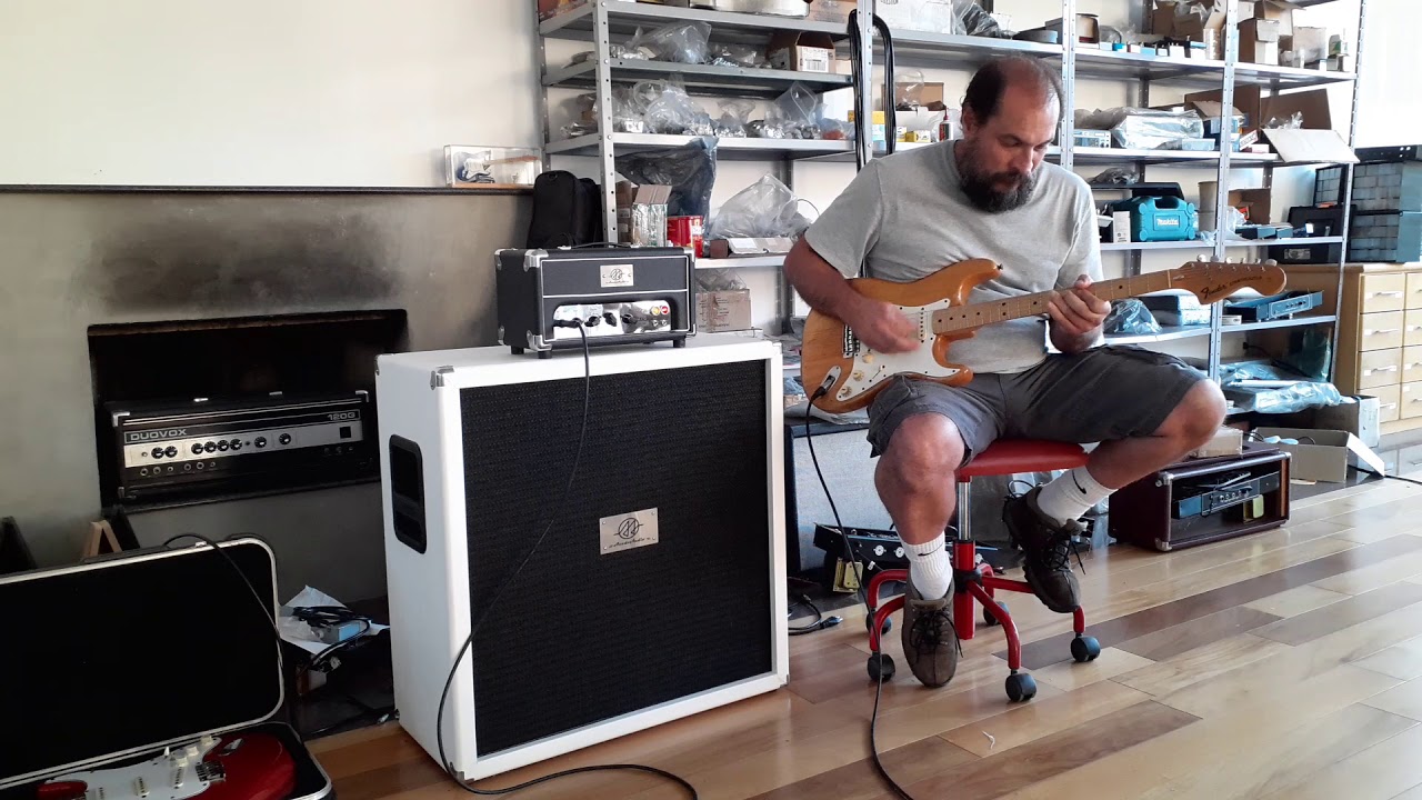 AcedoAudio 276 cabe&ccedil;ote + 4x12 + Stratocaster