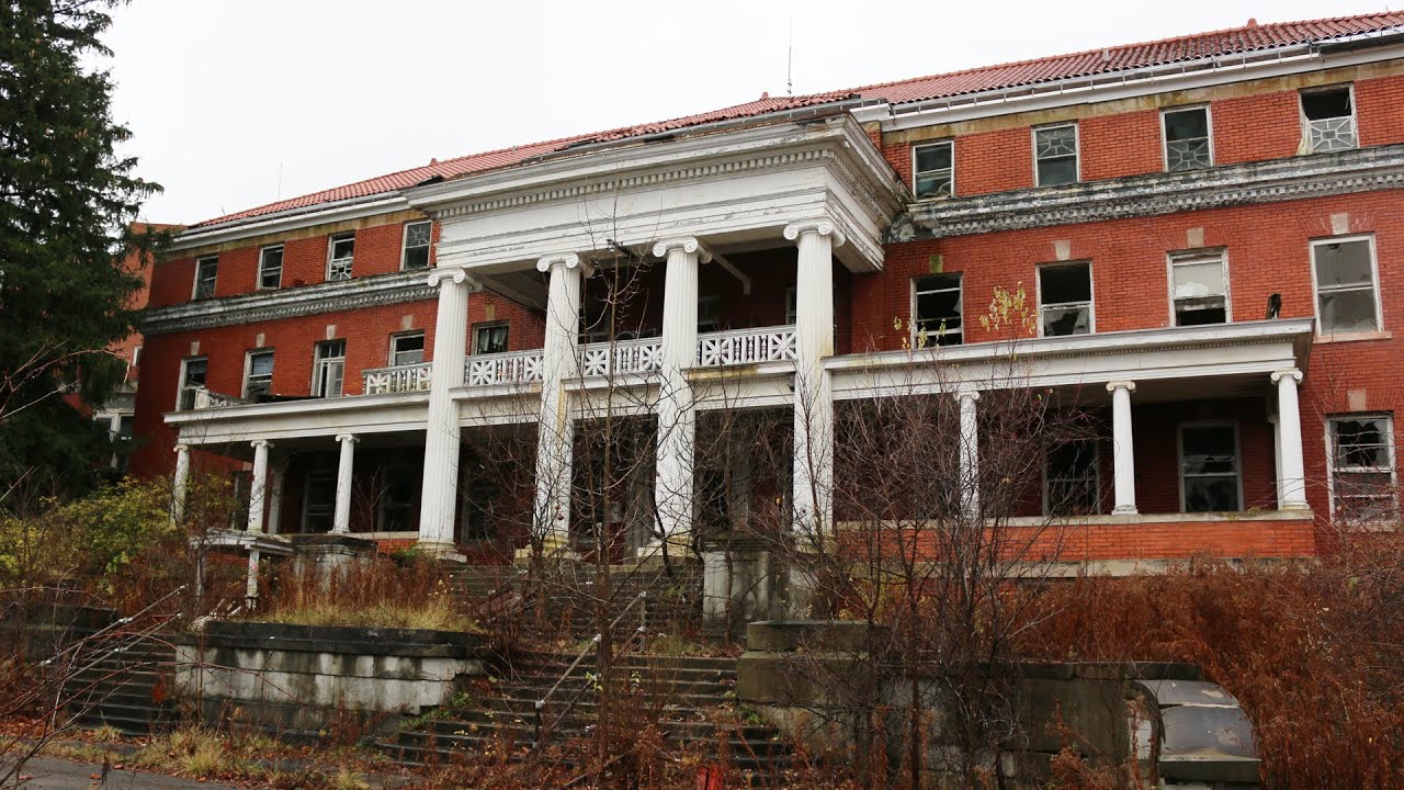 Exploring the Abandoned J.N. Adam Tuberculosis Hospital in New York