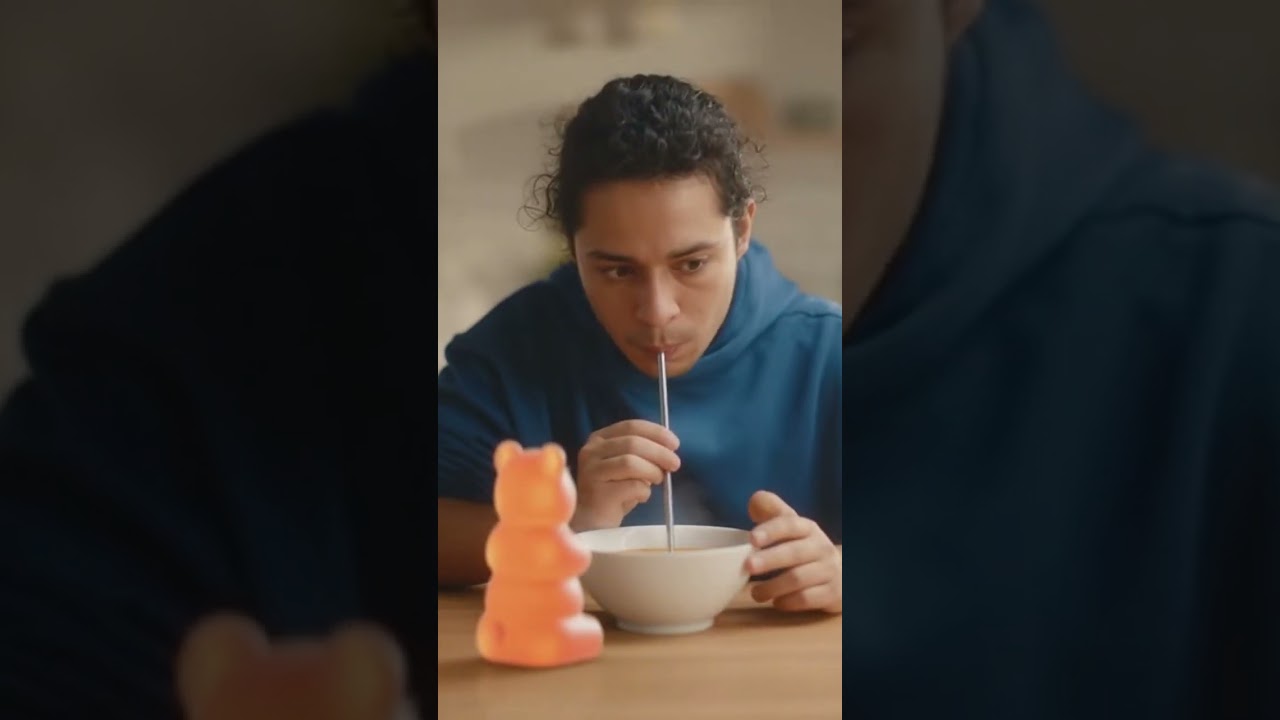 A gumimaci, ami fújja a habot