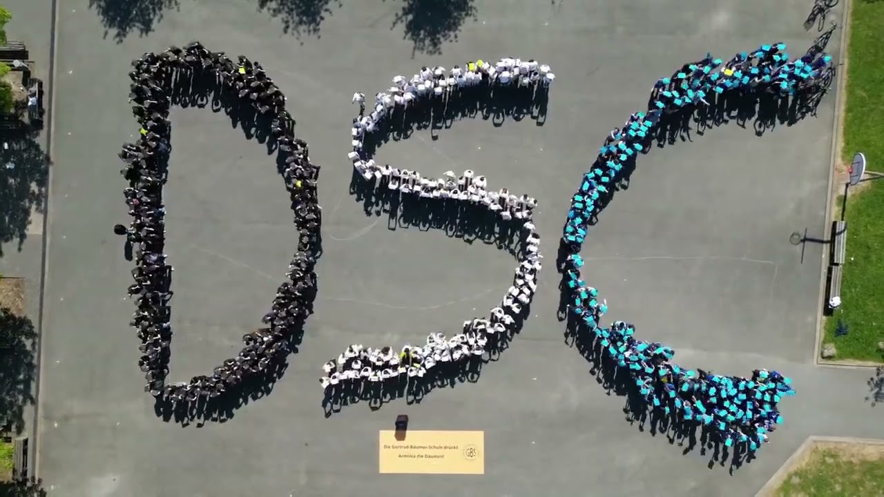 Gertrud Bäumer Realschule Wünscht Arminia Viel Glück in Berlin!!