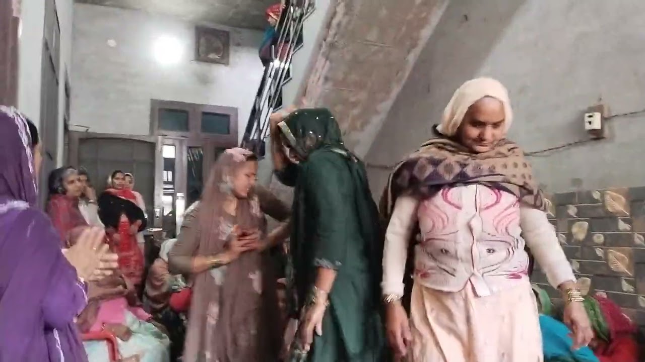 मीरा का बहुत सुंदर भजन खापड मंडली ## 