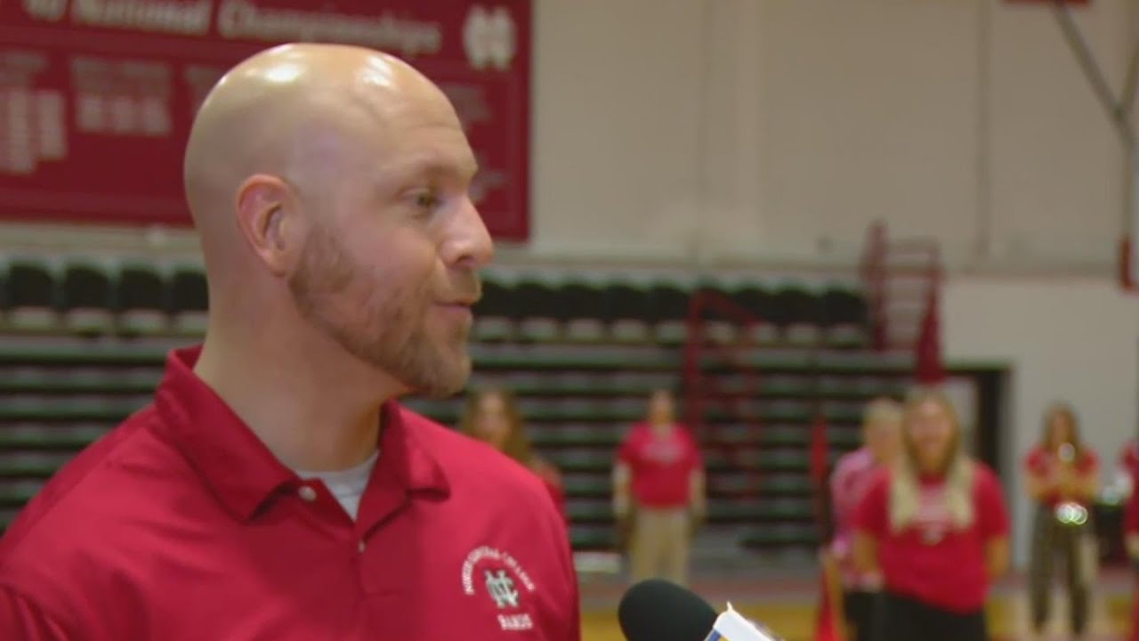 North Central College holds pep rally as Cardinals head to 3rd straight division game