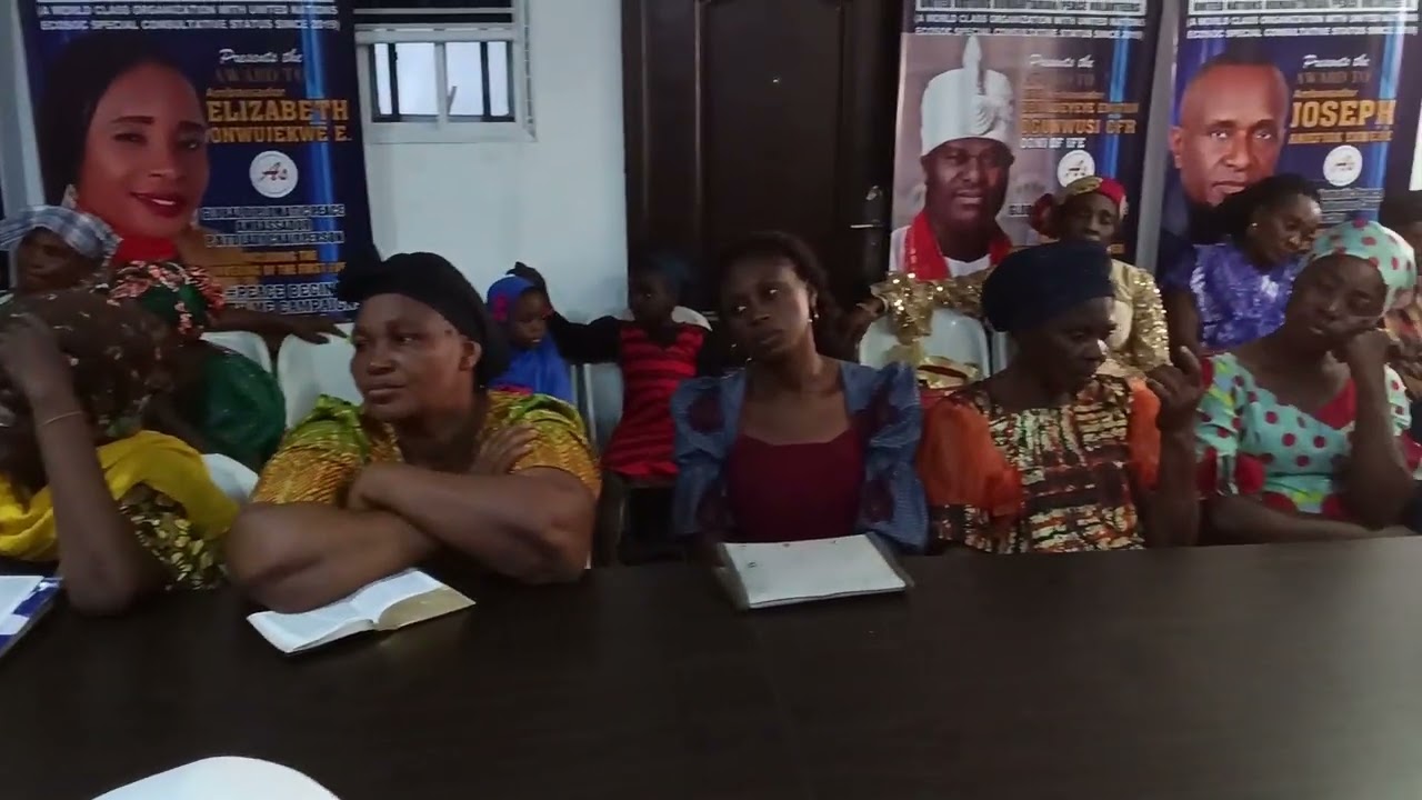 Prophetess Rachael Ologodidan Abosede ( Preaching) about praising God in the storm 
