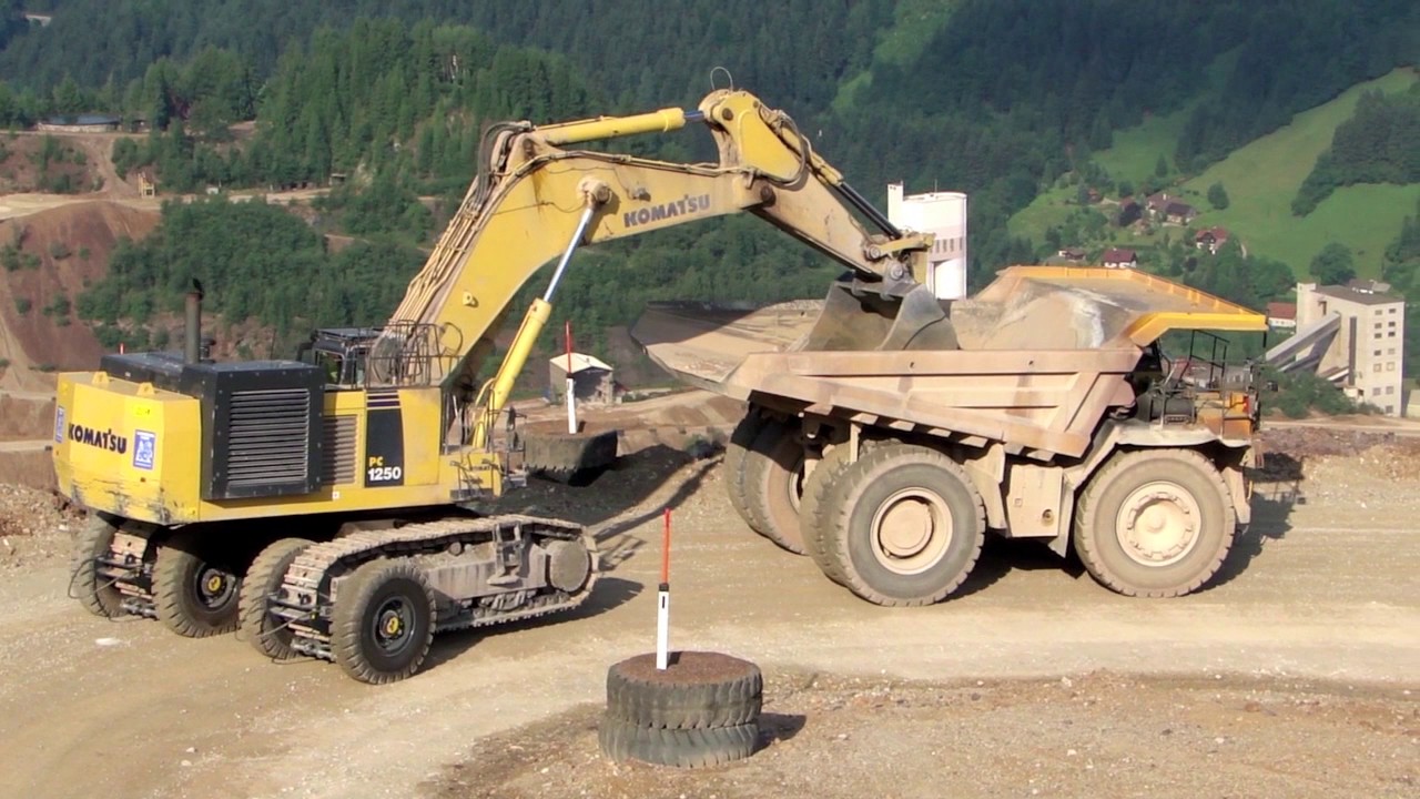 Working on narrow roads with Sleipner E120 transport system