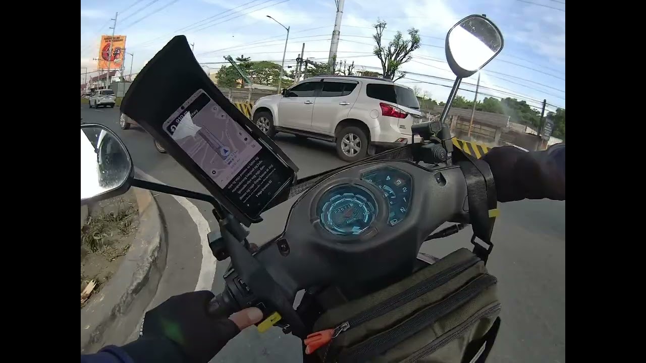 Move it Rider - Chocolates and free eternal gift.