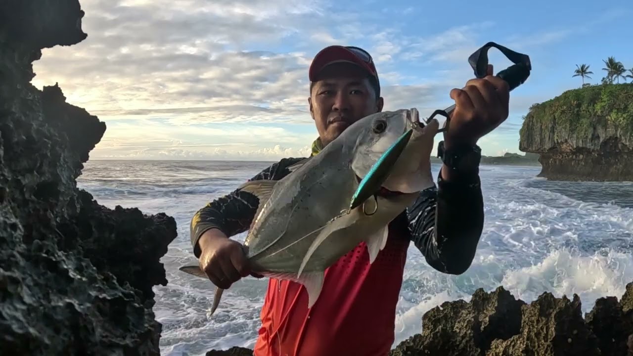 YOLANDA BEACH FISHING : Nakahuli ng GT